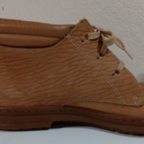 Johnston & Murphy Copperstone Chukka Boots, size 8 1/5 M - Picture 8 of 11